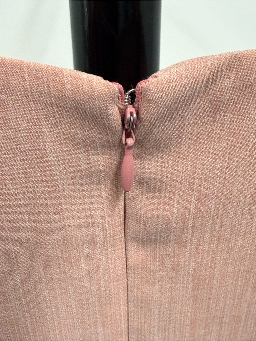 CLIO Mauve Sleeveless Shift Dress - Picture 4 of 5